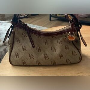 Dooney & Bourke purse